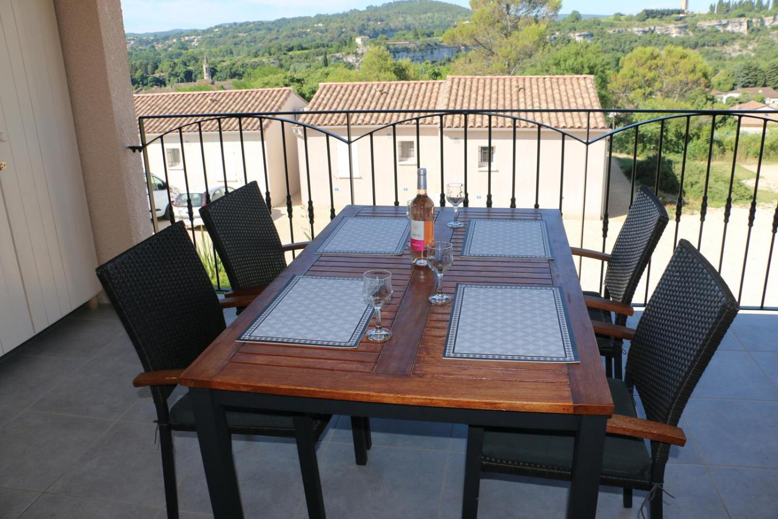 Superbe Appartement Dans Residence Avec Piscine Saint-Martin-d'Ardeche Exterior photo
